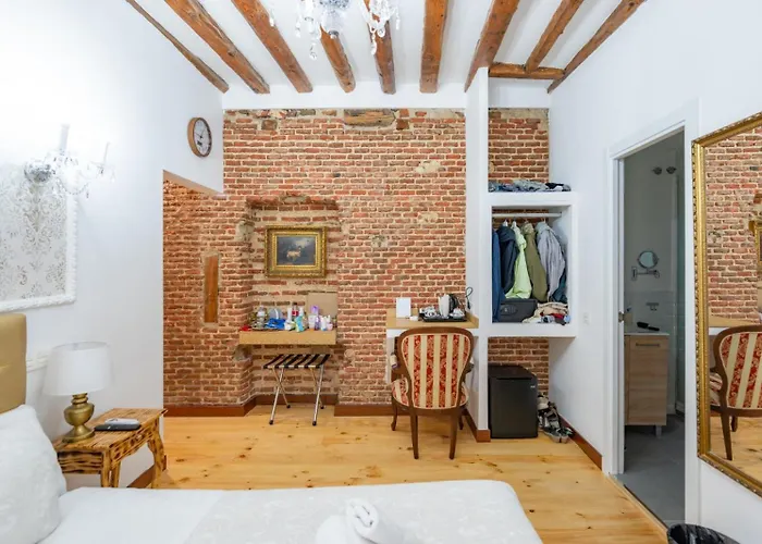 Oriente Palace Apartments Madrid